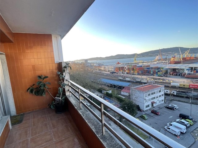 Arenal, vistas al mar, 3 dormitorios, garaje, trastero y zona desván - Vigo