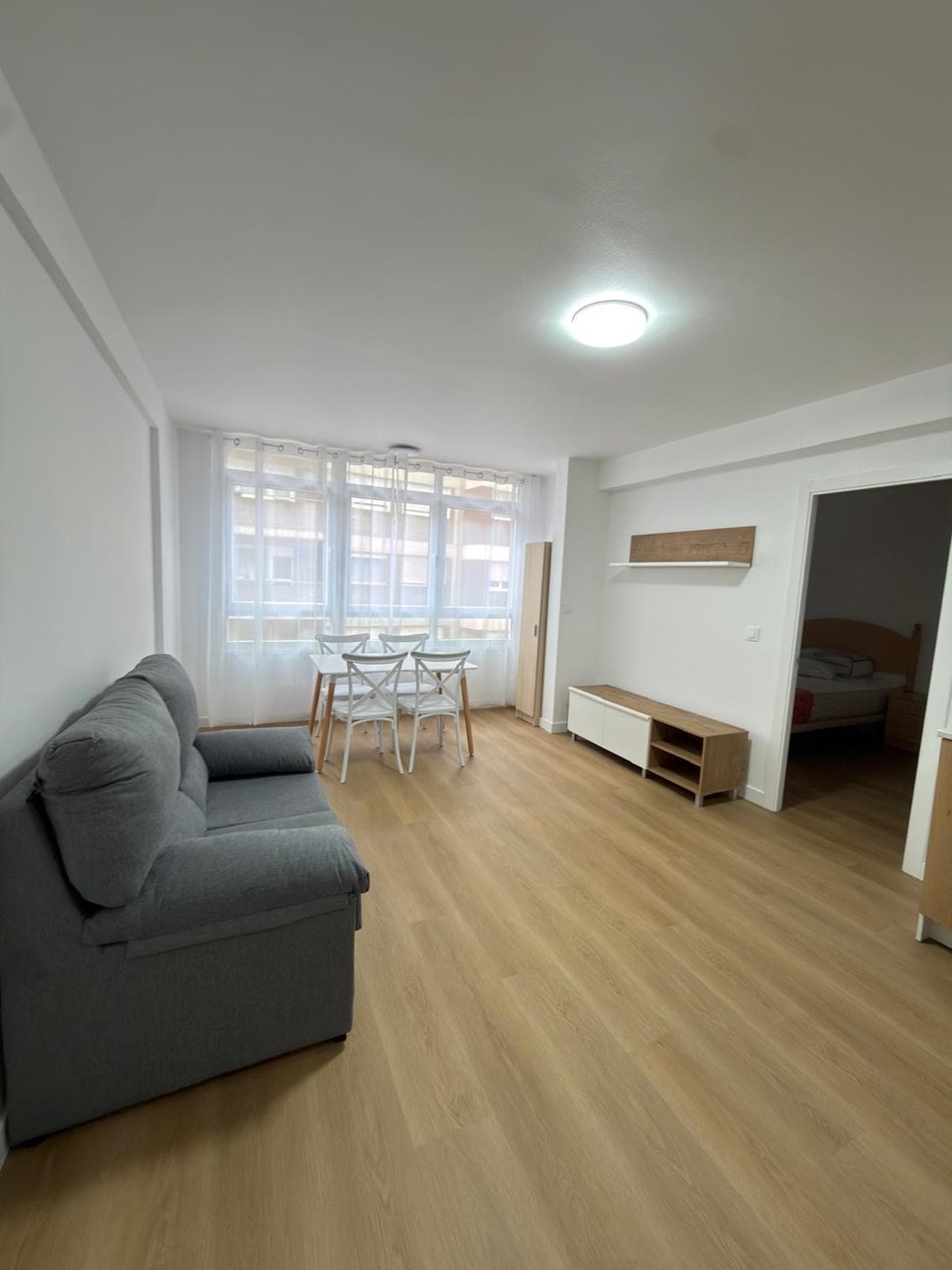 Foto 1 c/ Llorente, amueblado, 1 dormitorio, calefacción