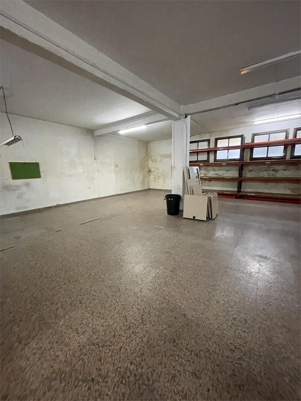 Foto 1 Cantabria, bajo de 240m2, acondicionado