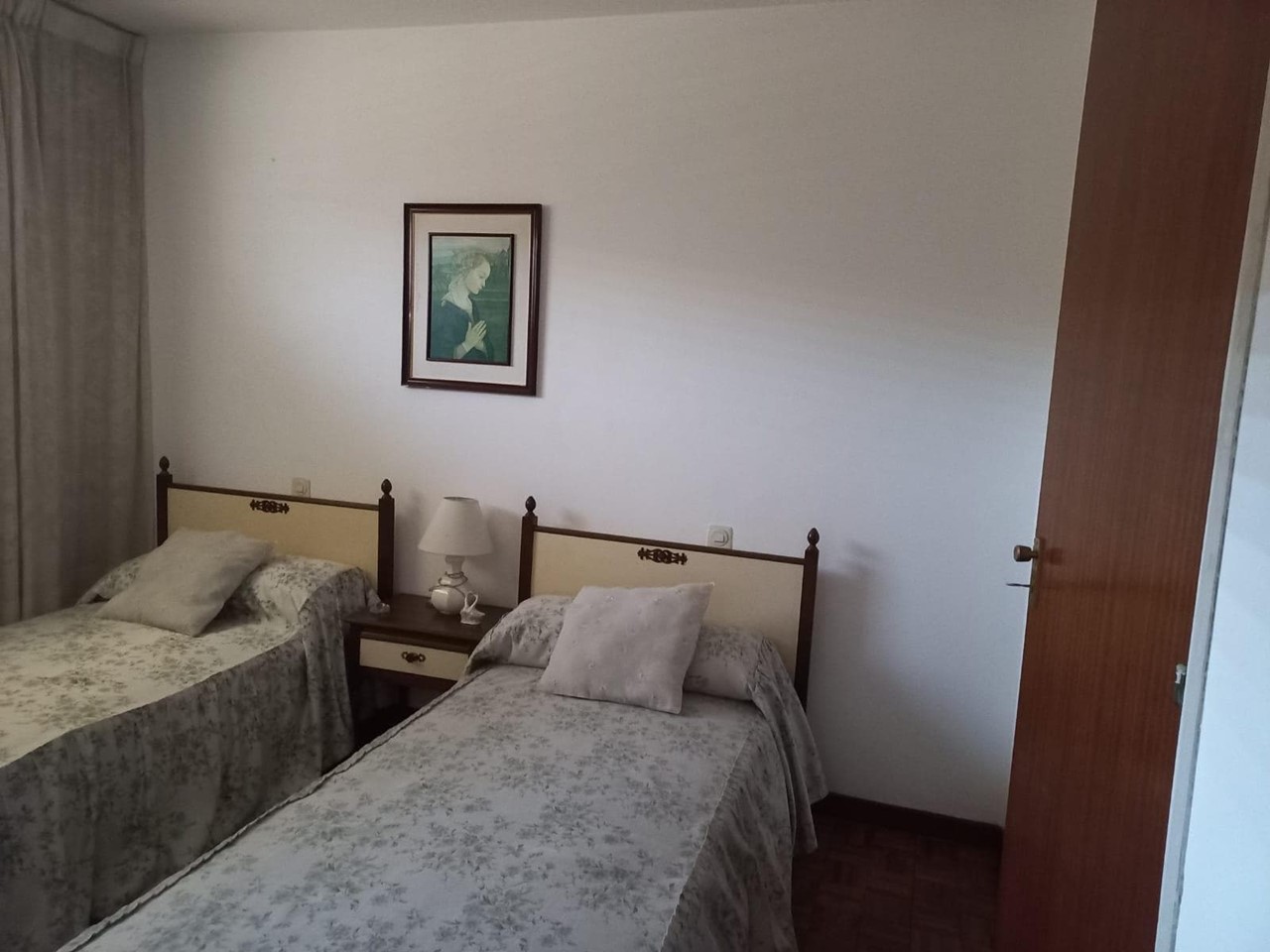 Foto 10 Coruña, 4 dormitorios + 1 dormitorio, despacho, 2 baños + aseo