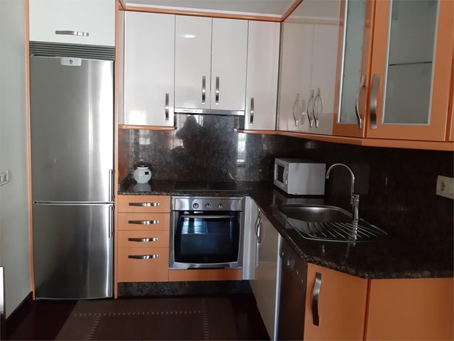 Eduardo Iglesias, amueblado, 1 dormitorio, garaje - Vigo