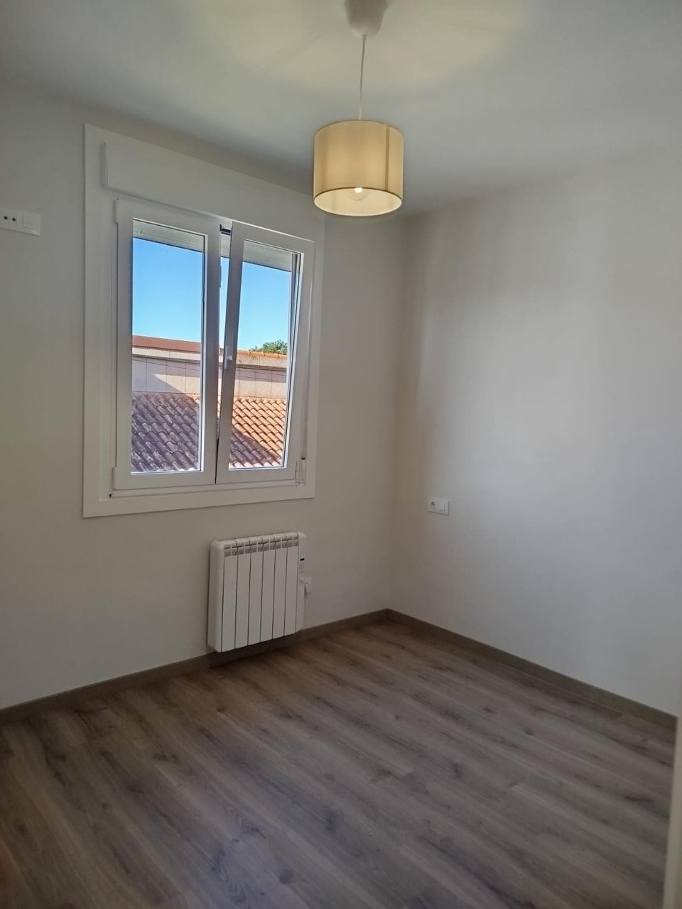 Foto 11 Espiñeiro (Teis), 3 dormitorios, cocina equipada, calefacción