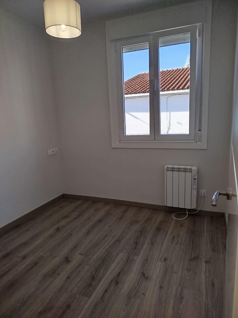 Foto 12 Espiñeiro (Teis), 3 dormitorios, cocina equipada, calefacción