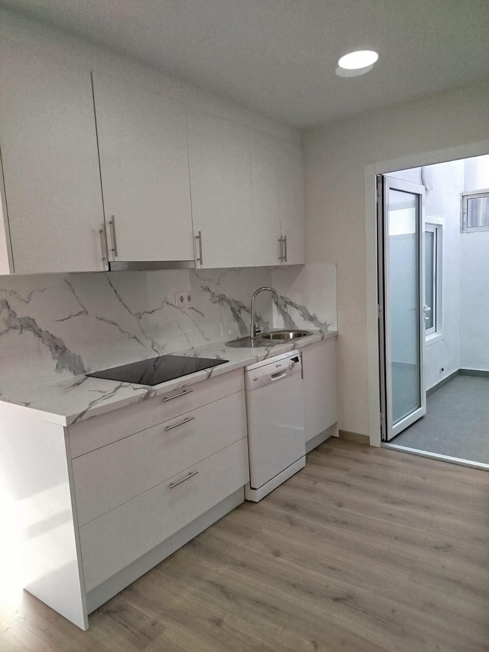 Foto 1 Espiñeiro (Teis), 3 dormitorios, cocina equipada, calefacción