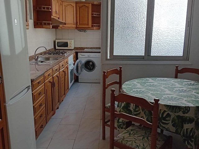 Estudiantes - a partir de septiembre. calle Coruña, 4 dormitorios - Vigo