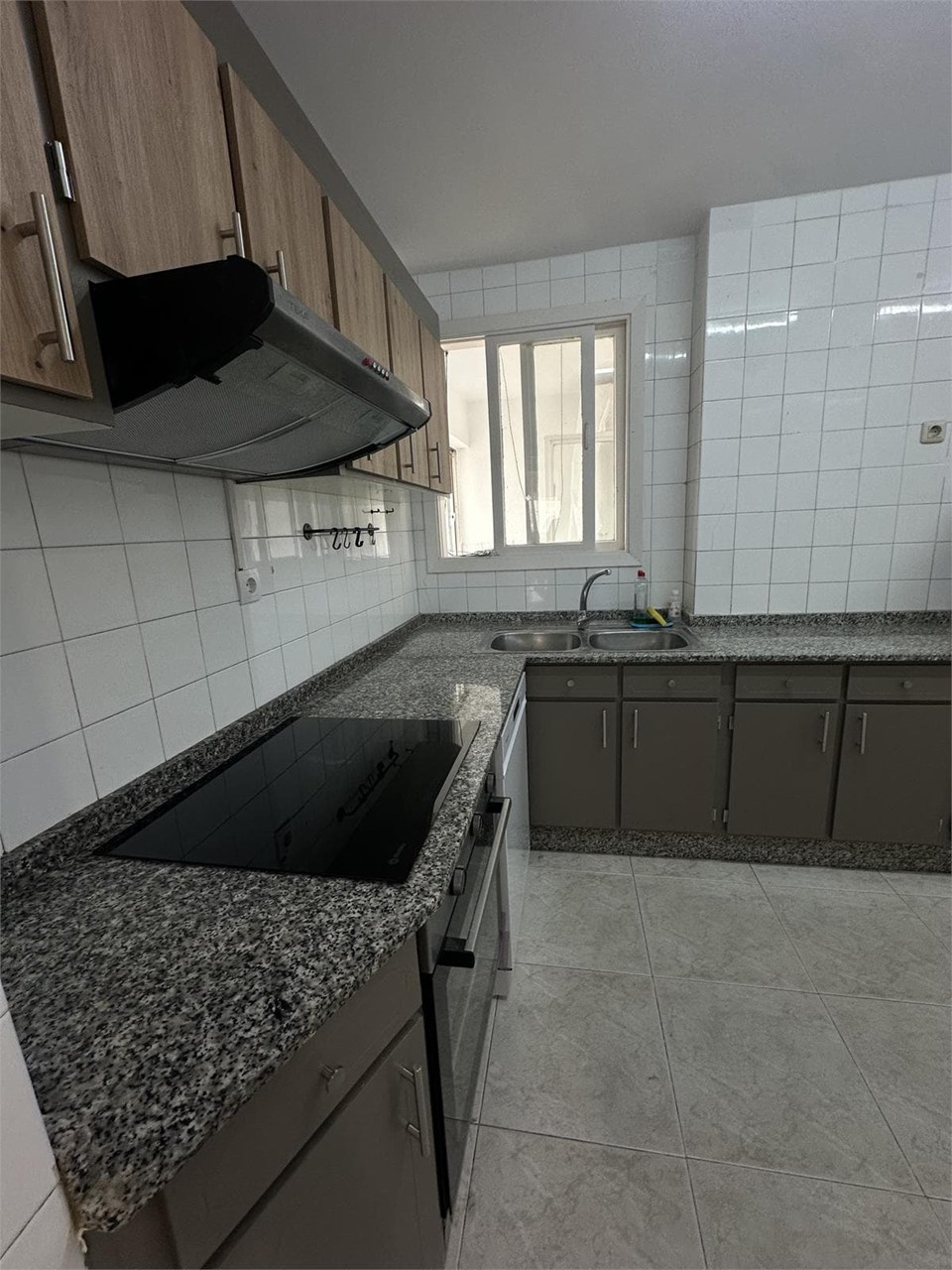 Foto 4 Estudiantes - Habitaciones en calle Torrecedeira