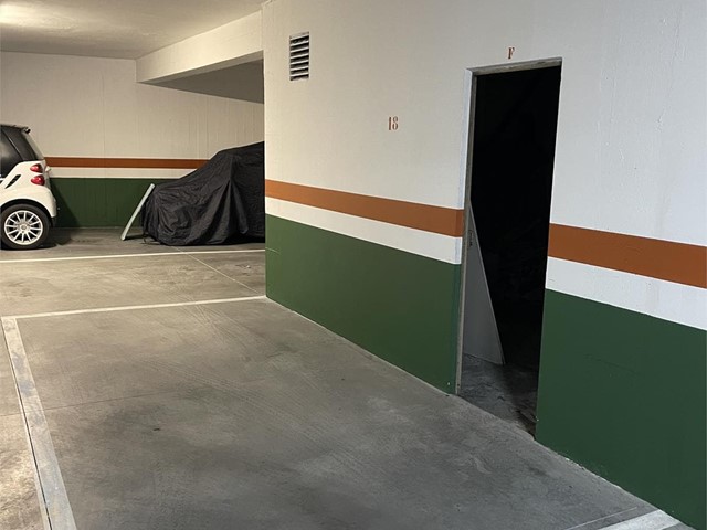 Garaje con bodega en calle Romil - Vigo