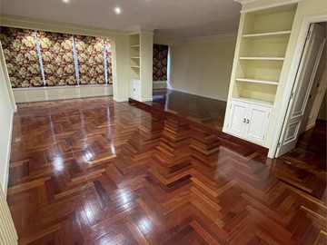García Barbón, 3 dormitorios, calefacción, garaje - Vigo