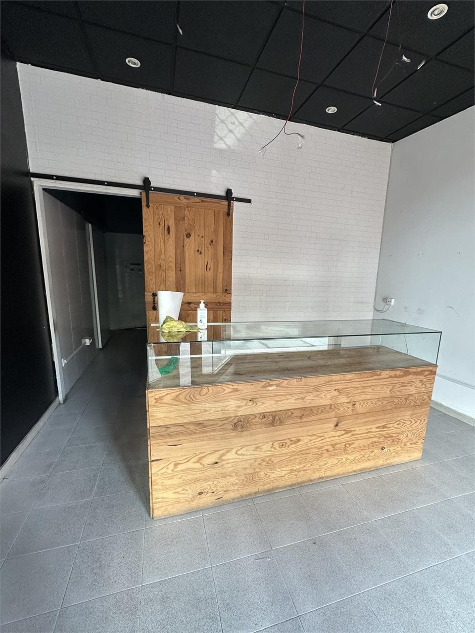 Foto 1 López Mora, bajo acondicionado, 40m2