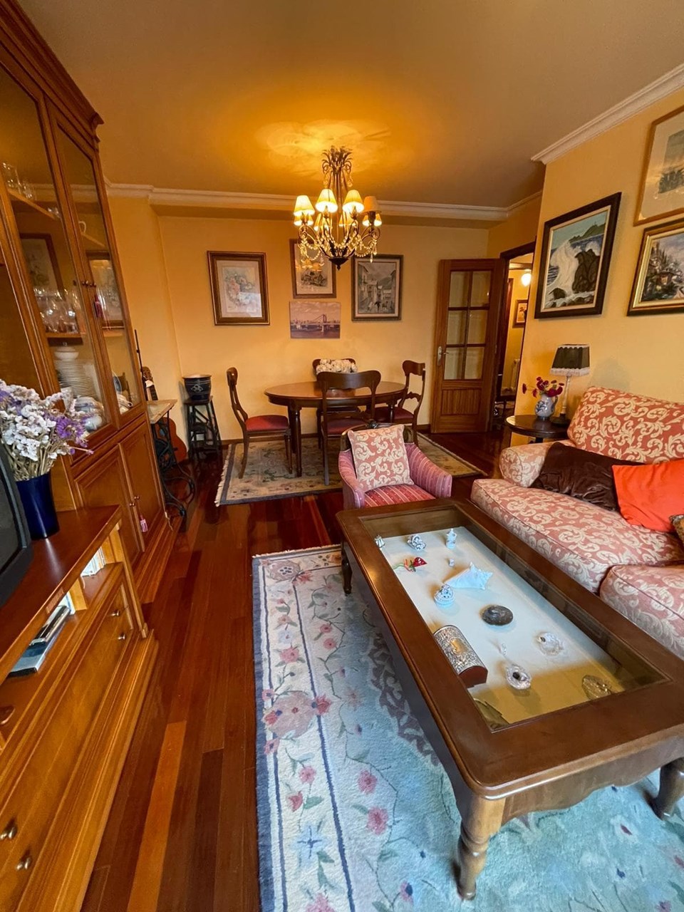 Foto 2 Luis Casado, 3 dormitorios, 2 baños, calefacción, garaje, bodega