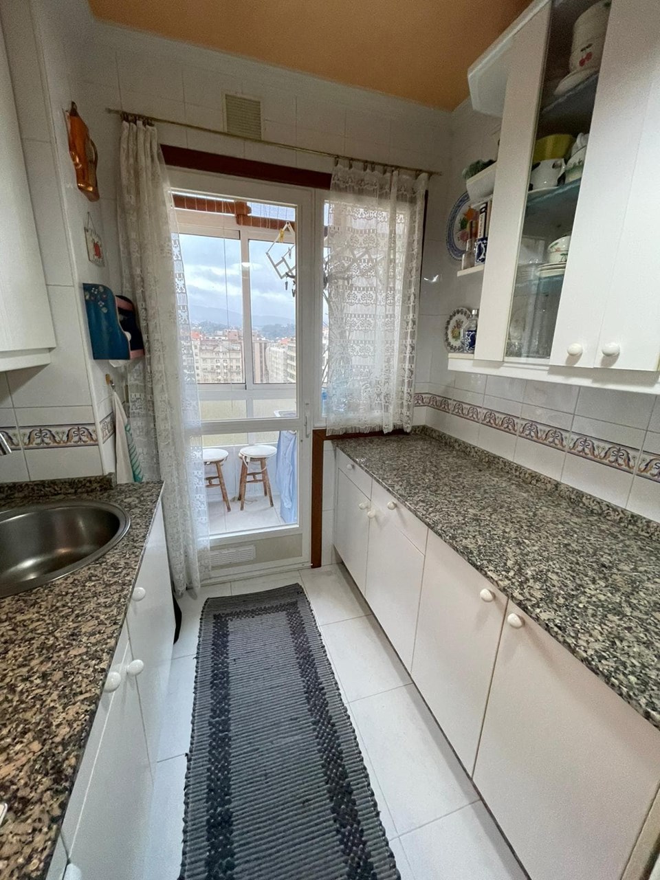 Foto 6 Luis Casado, 3 dormitorios, 2 baños, calefacción, garaje, bodega