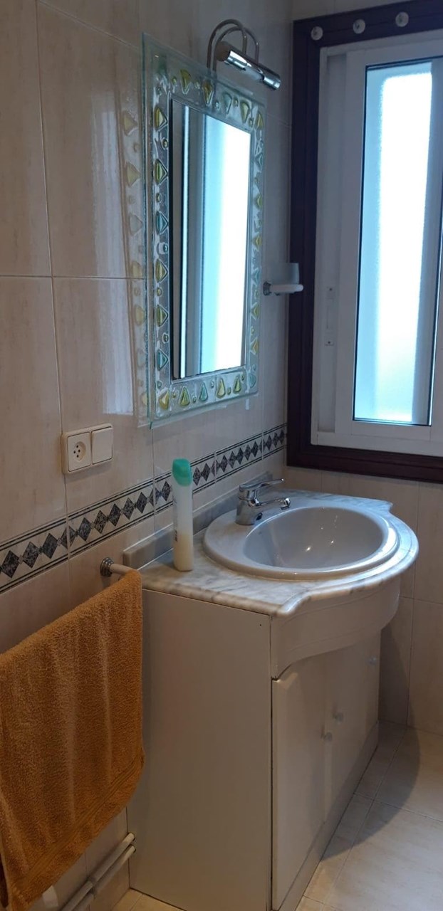 Foto 4 María Berdiales, estudio amueblado