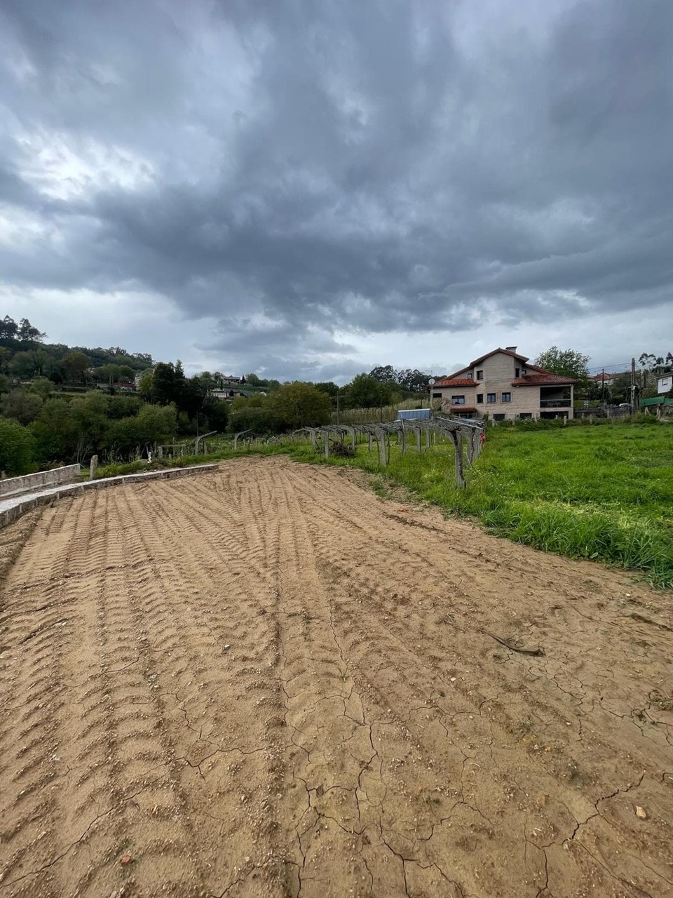 Foto 7 Mos - Petelos, terreno edificable 905m2