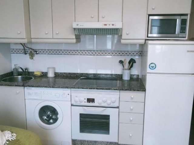 Pi y Margall, amueblado, 1 dormitorio - Vigo