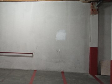 Pi y Margall, plaza de garaje para moto - Vigo