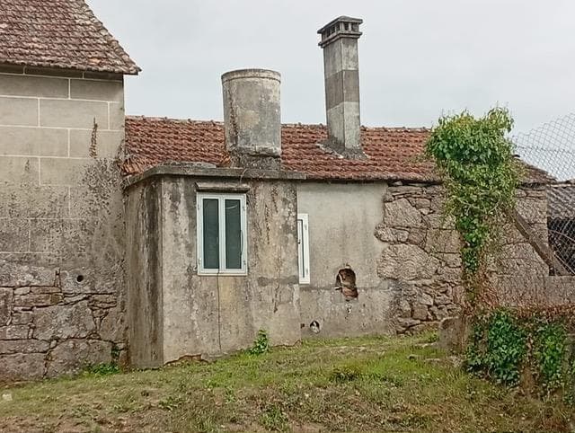 Foto 15 Ponteareas, casa de piedra para reformar con 7.000m2 de terreno