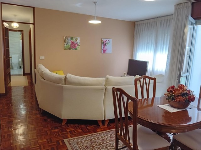 Portanet, 2 dormitorios, calefacción, garaje - Vigo
