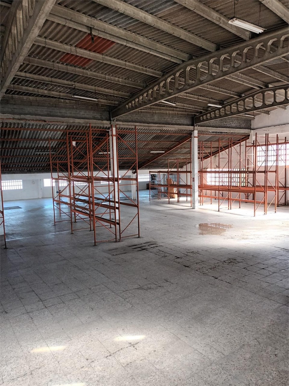 Foto 2 Puxeiros - Nave de 1.100m2