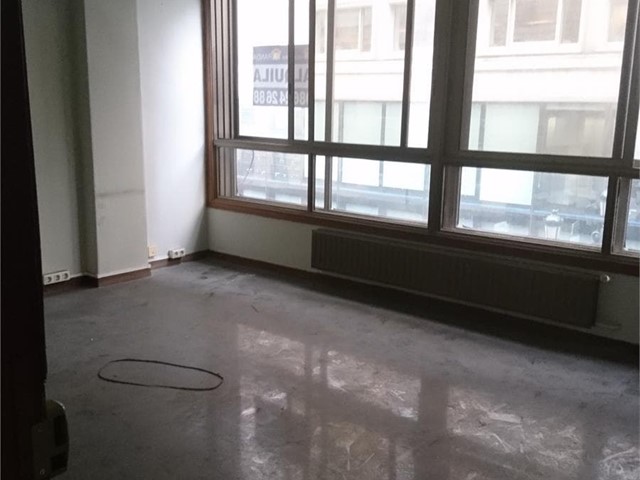 Ref. 1045 Rosalía Castro, oficina, 20m2 - Vigo