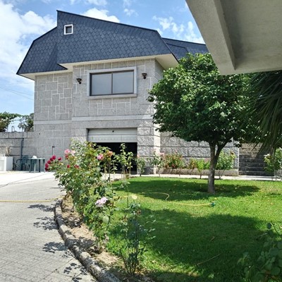 Salceda, chalet de 140m2 con 1200m2 parcela cerrada con muro en Salceda de Caselas