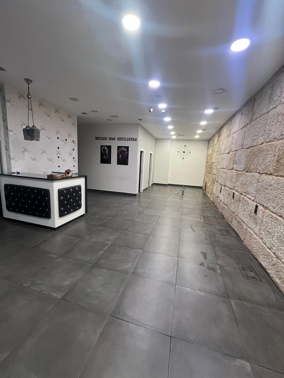 Foto 1 Zona Plaza América - c/ Manolo Martínez, 210m2, acondicionado